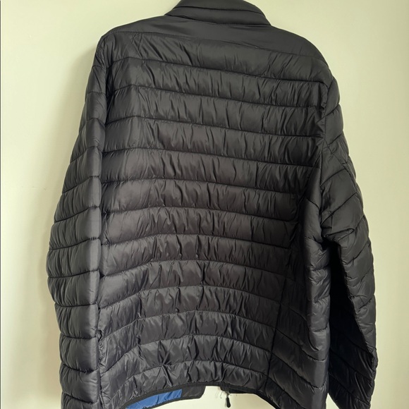 NAVY - Men's Down Packable Quilted Puffer Jacket black with blue interior - Picture 2 of 3